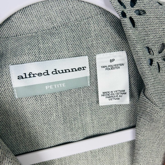 NEW Alfred Dunner Short Sleeved Gray Blazer Charm School Size 8 Petite - Picture 3 of 6